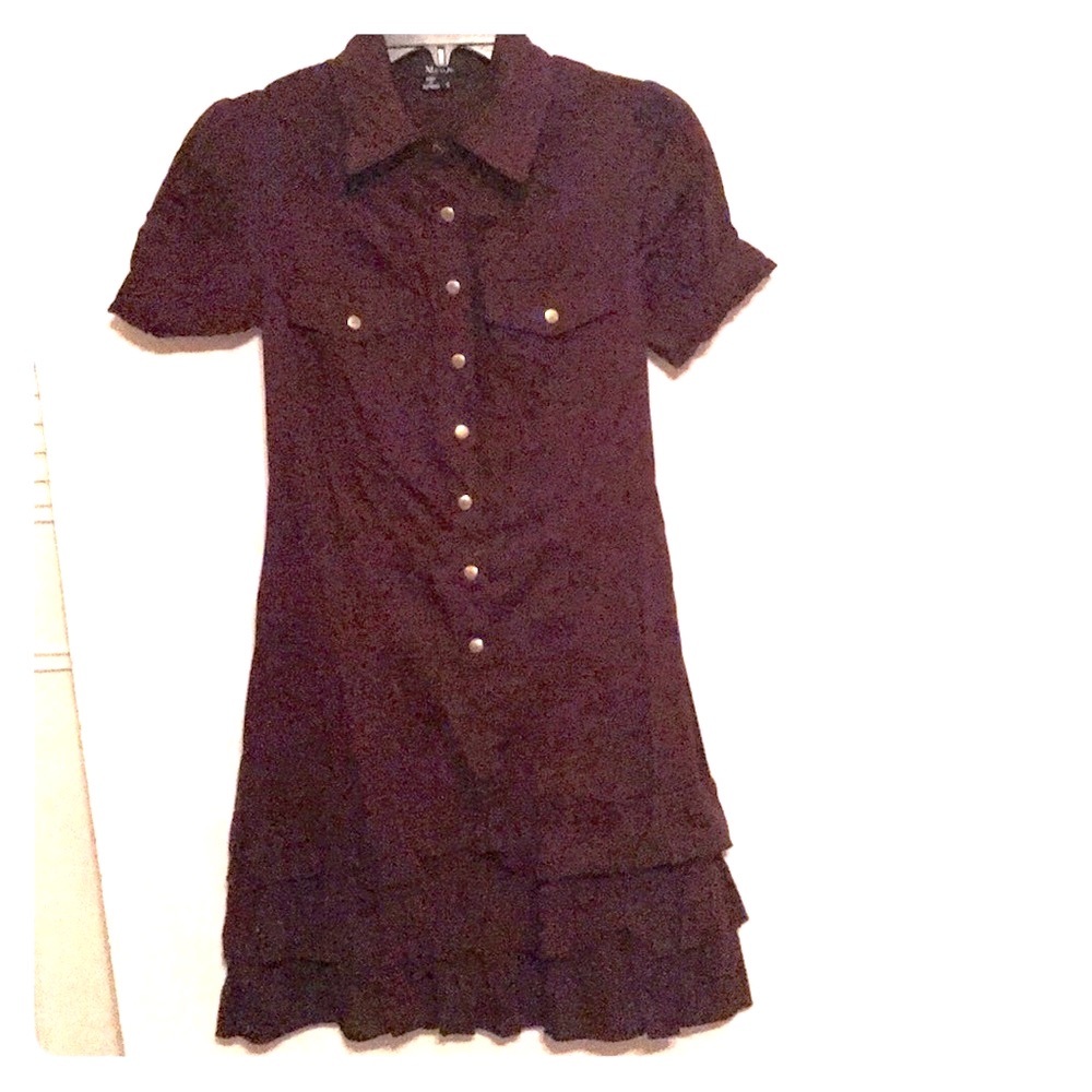 XOXO Brown snap front dress with ruffled bottom